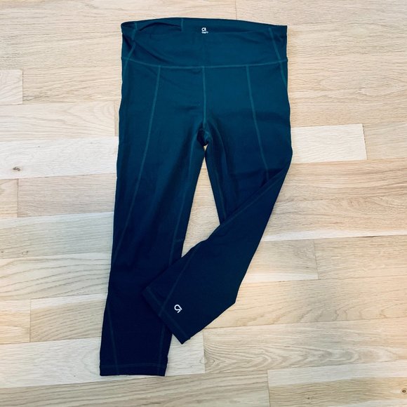 GapFit gfast Crop Leggings in Sculpt Compression - Picture 1 of 2
